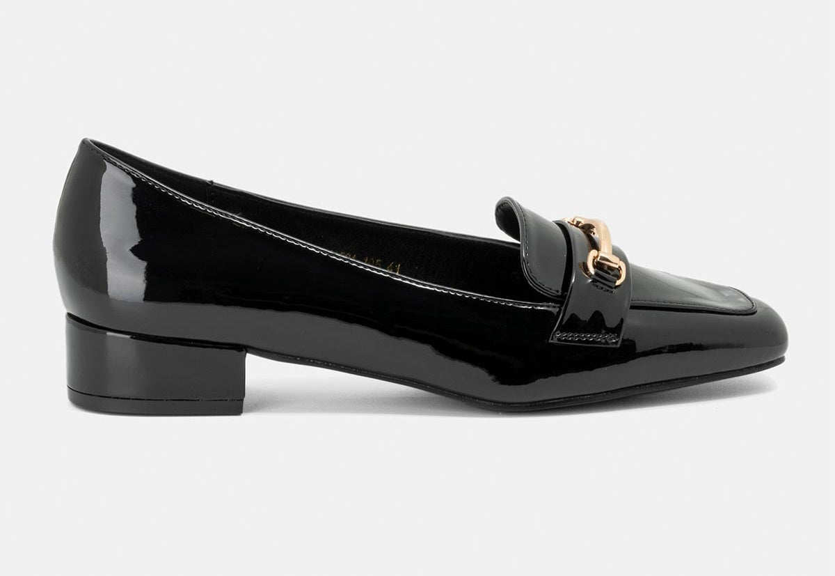 Size 9 Woman's Shoes (Euro 43/US11),  9 Woman Shoes, Ladies Footwear 
